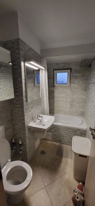 Proprietar dau in chirie garsoniera Bd Gheorghe  Sincai la metrou Timpuri  Noi fara comision