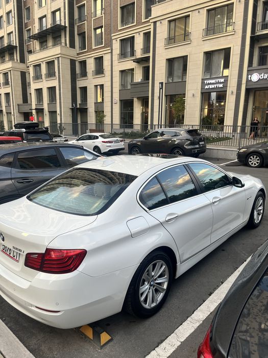 BMW 528i 2twin turbo 2014.
