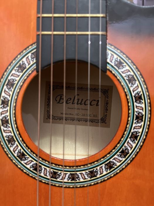 Акустическая гитара Belucci 3810 SB