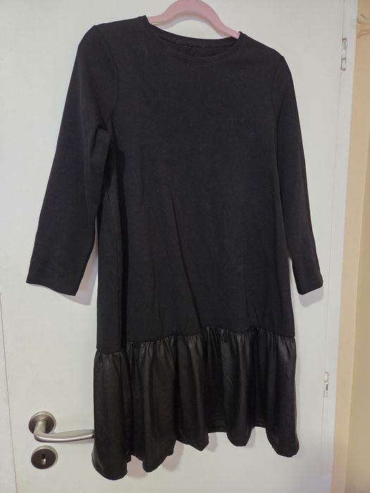 Разпродажба връхни дрехи, рокли,  шалове