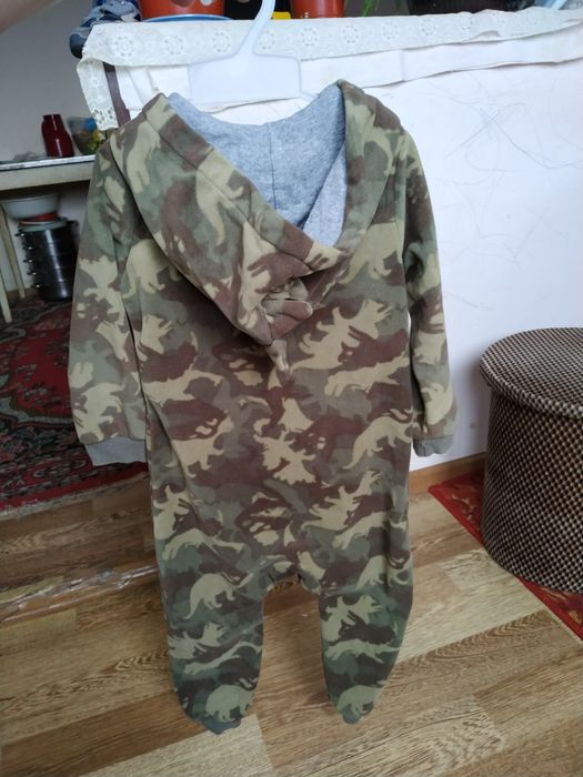Одежда для мальчика 2 года Флисовый Комбинезон цвет хаки
