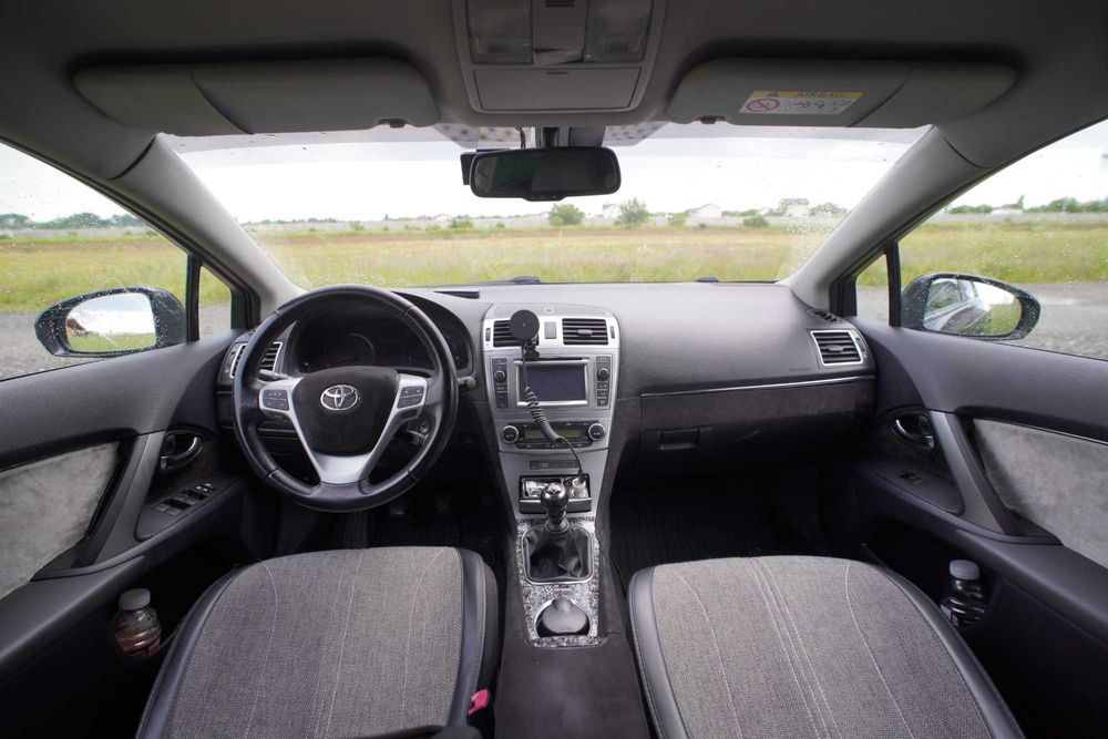 Toyota Avensis 2013 2.0 diesel