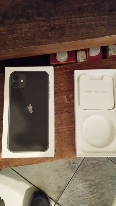Продам айфон 11 , в отличном состоянии