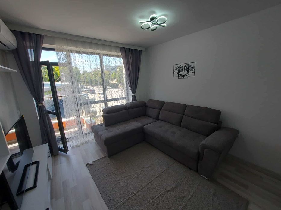 Дава се под наем Двустаен апартамент в Търговище, Вароша - 60 кв.м за 306 € - Снимка #4