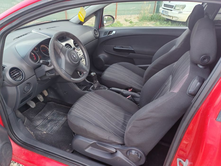 Opel CORSA 1.2 benzina