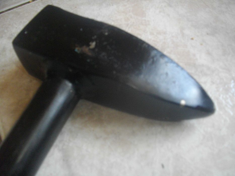 Гилотина Рязане Ламарина Плашка Винторезка Тръби Чук Менгеме Шарнирно