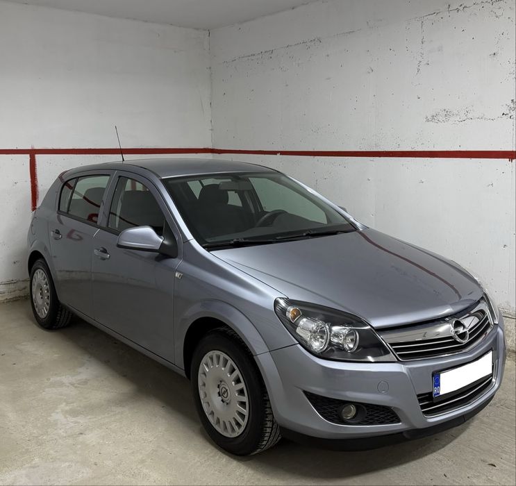 Opel Astra H 2011 1.6 Benzina cu doar 12.000KM UNICAT ȚINUTA IN GARAJ