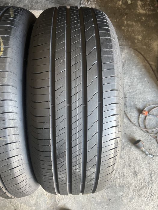 4 anvelope de vara 215/55/17 Goodyear!