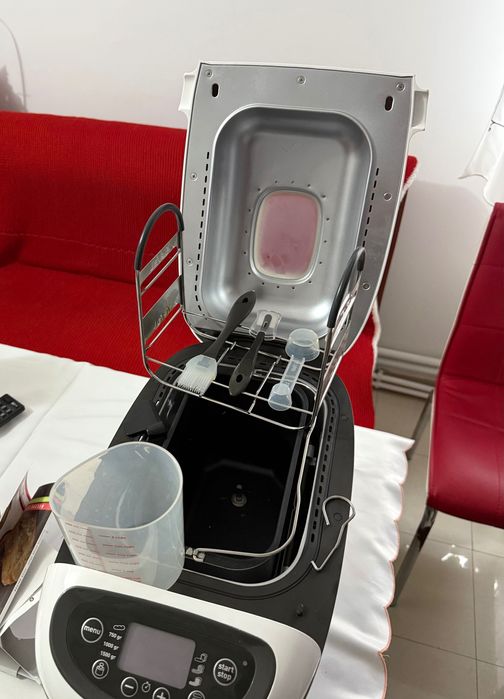 Mașina făcut și copt pâine