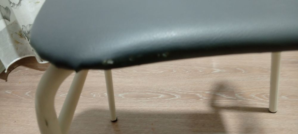 Продам 2 стула б/у