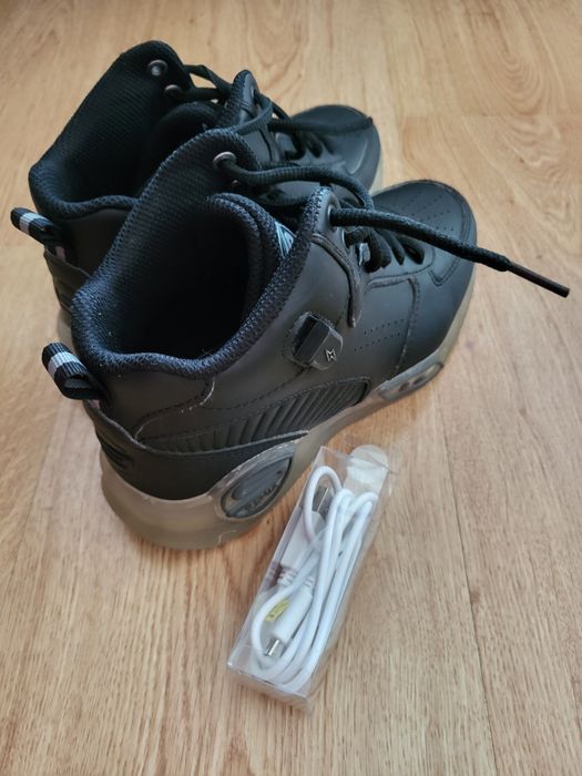 Skechers  маратонки