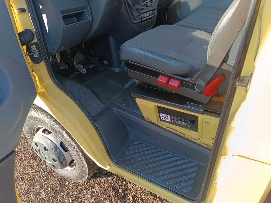 Mercedes sprinter 616.