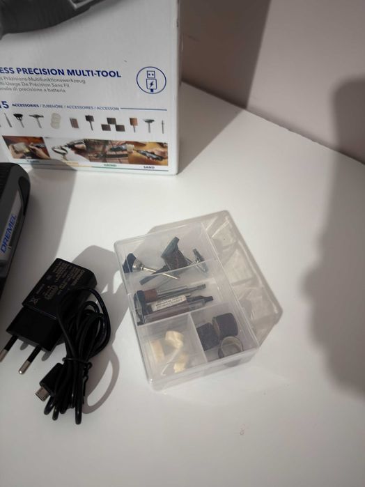 DREMEL 7760-15 LITE Unealta multifunctionala cu acumulator / polizor