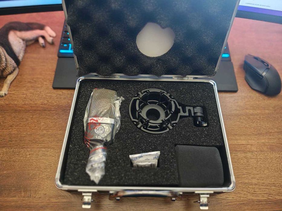 Microfon Studio AKG C214