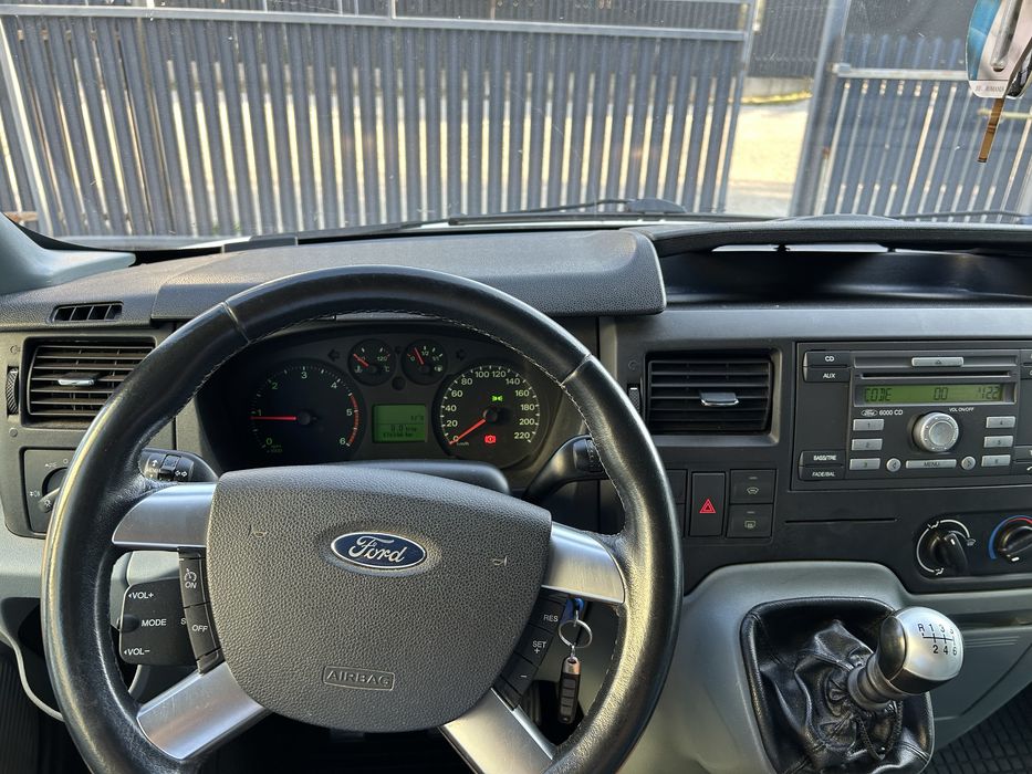 Ford transit  , 8+1 , 2012 , stare foarte buna , euro 5!