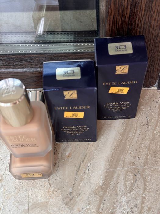 Фондьотен Estee Lauder Double Wear 4N2 и 3C3