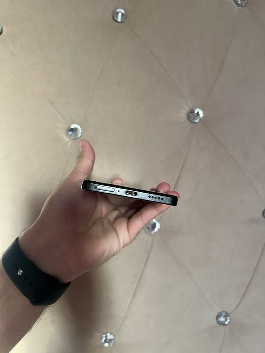 Продам Poco X5 pro 5G