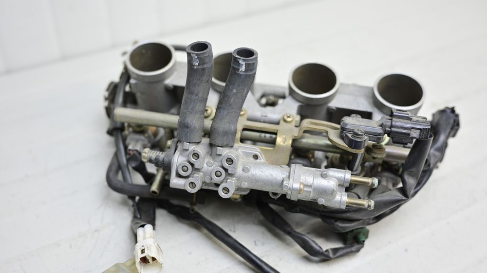 Rampa Injectie Yamaha FZ6 2004 - 2009 corp cu TPS si injectoare