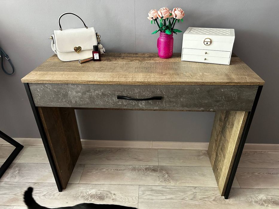 Продам стол тумба