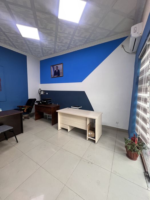 Ofis bir qismi ijaraga beriladi 3 oyga 150$