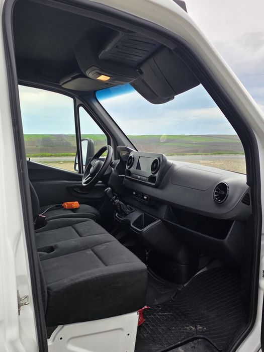 MERCEDES SPRINTER 516( cu permis cât. B)