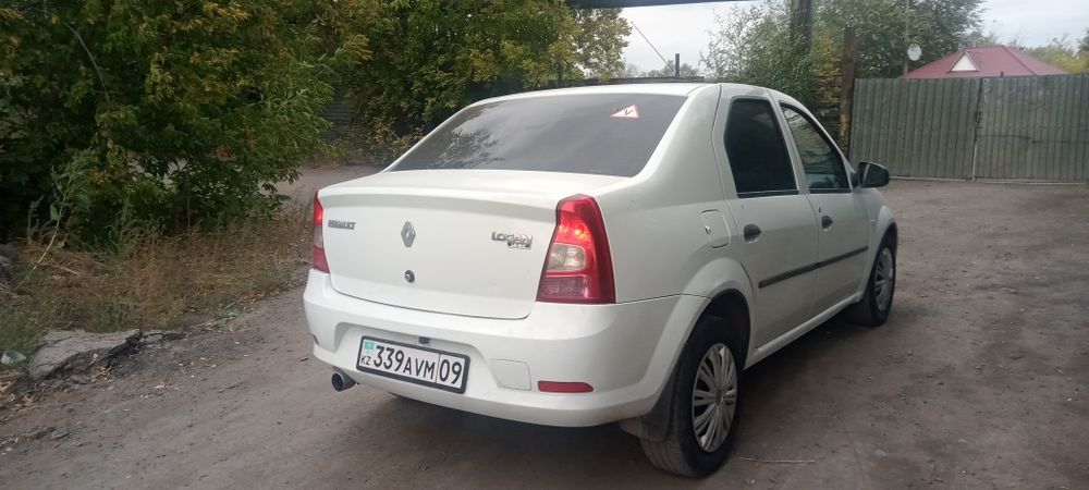 Рено Логан коробка автомат