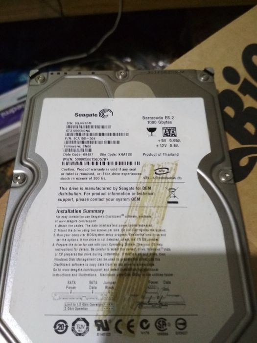 Продам жестки диск на 1000 гб