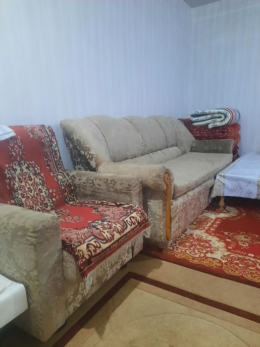 Продам кресло 2шт. Диван 1 шт.