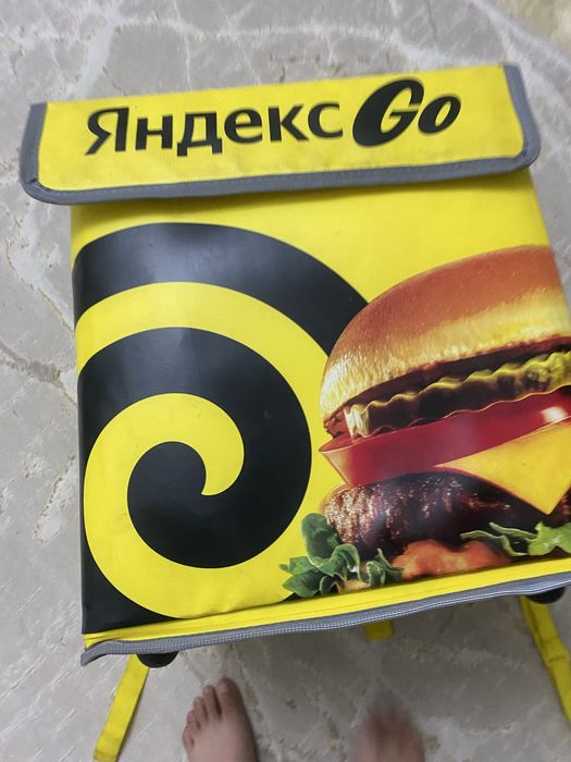 Продам Яндекс Термо сумка потчт новый
