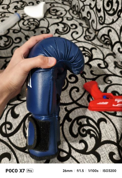 Перчатки Everlast