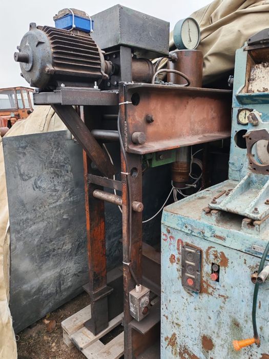 Пресс гидравлический ОКС1671