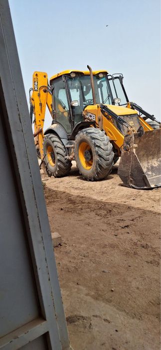 JCB Pogruzchik ideal holati