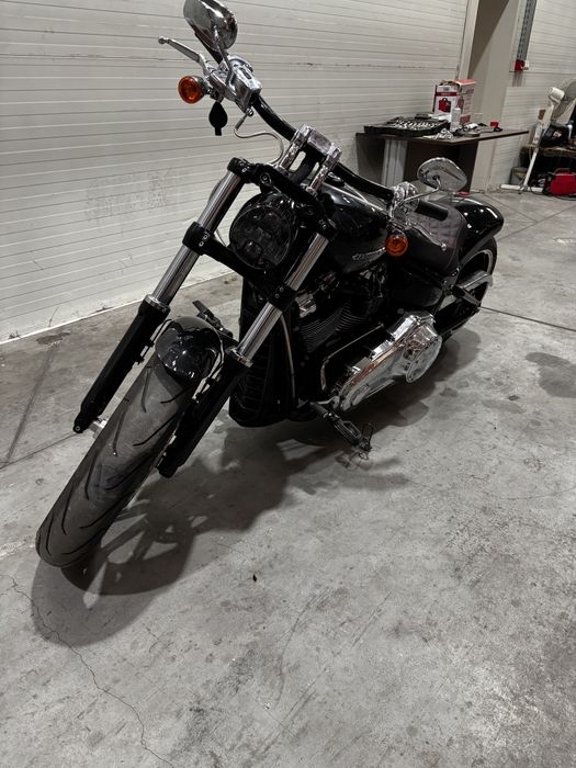 2018 Harley-Davidson Breakout FXBR