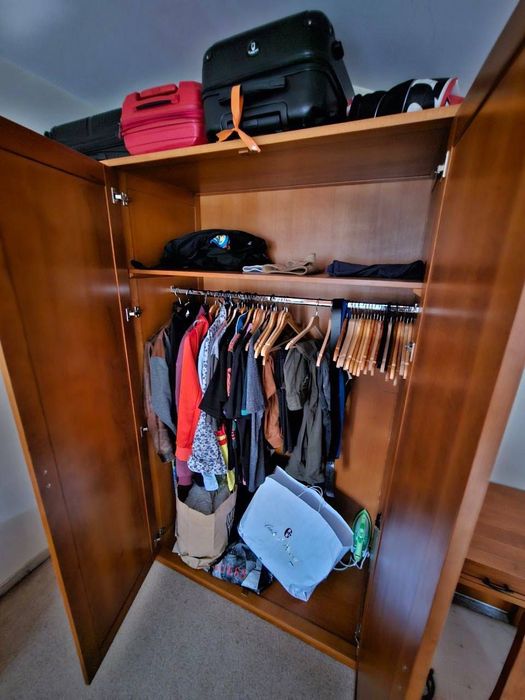 Гардероб с натурален бук