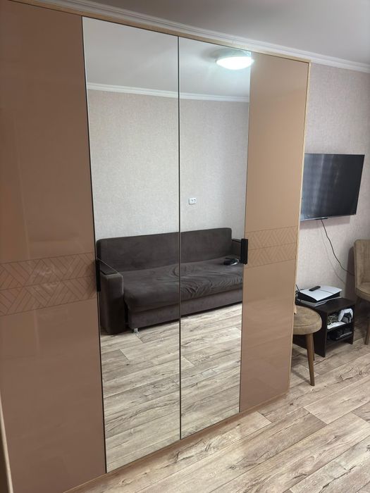 Продам шкаф в отличном состоянии