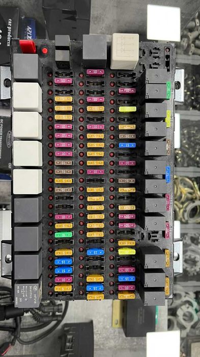 Запчасти на HOWO, SHACMAN