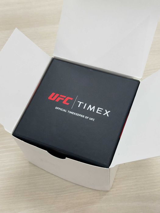 Timex UFC Knockout MMA - Cadoul Perfect de Craciun
