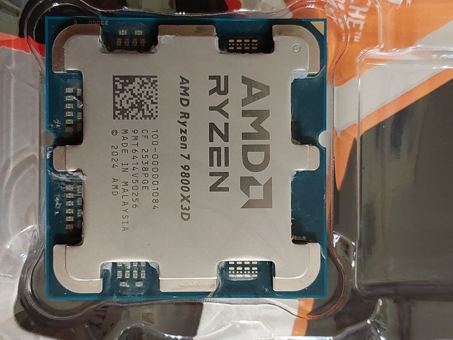 Ryzen 7 9800X3D + Gigabyte B850 Eagle ICE