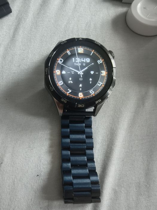 Huawei Watch GT 4 (46mm) Black + Гаранция до 11.2027 + Допълнителна верижка