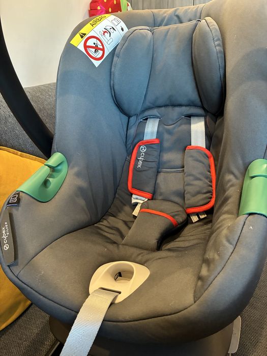 Scoica auto Cybex Aton B2 + Baza ISOFIX