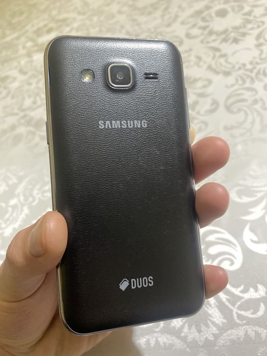 J2 bilan J3 (ikkisi qo’shib sotiladi) samsung galaxy