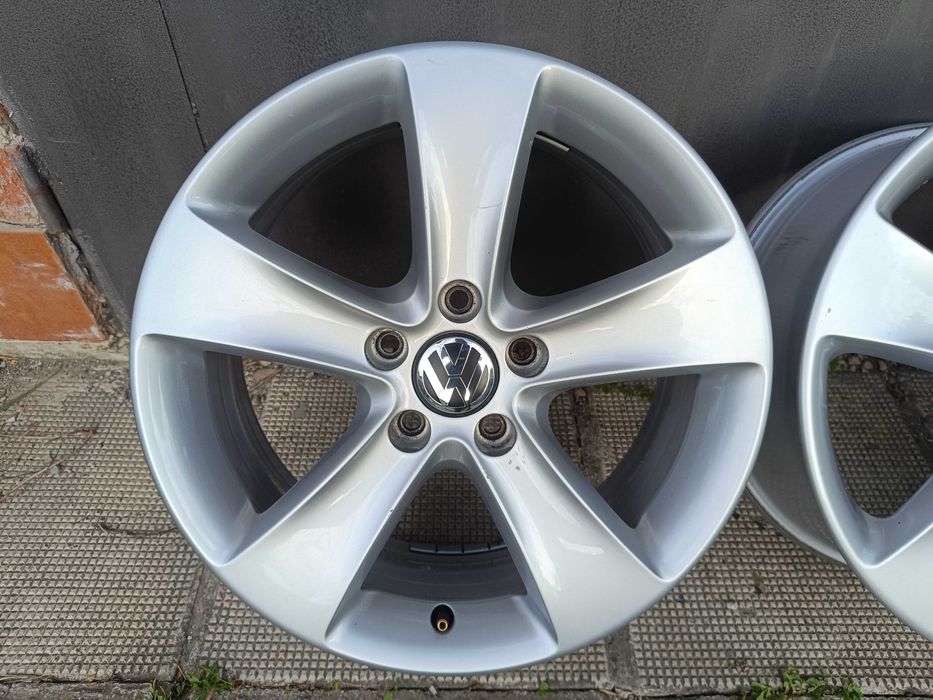 ОРИГИНАЛНИ джанти 17 ' цола 5x112 ФОЛКСВАГЕН / Volkswagen 57,1 ET39