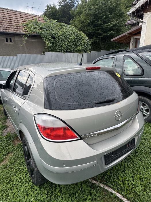 Opel astra H 1.7 diesel /benzina