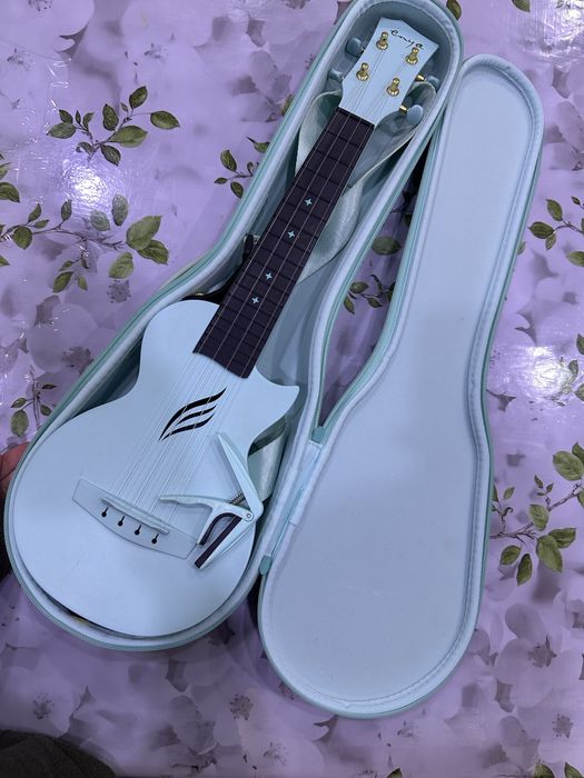 Продам укулеле. В идеальном состаянии