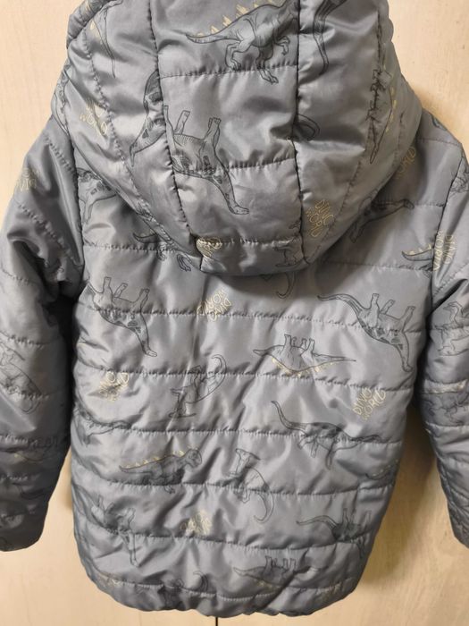 Продам куртку для мальчика