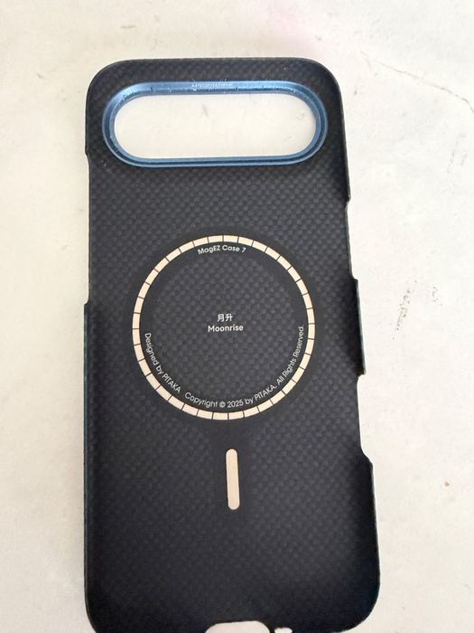 Продам Iphone 17air