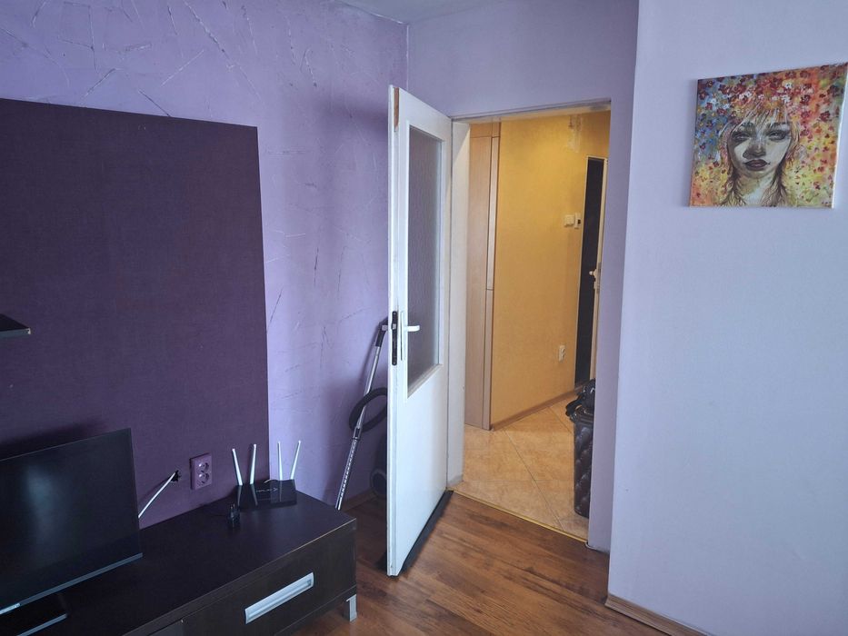 Продава се Двустаен апартамент в Русе, Родина 1 - 68 кв.м за 1133 €/кв.м - Снимка #16