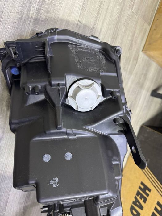 Фара ЛК 300 Лэд от полной