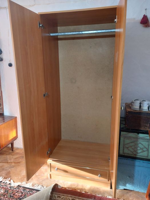 Продам шифонер в отличном состоянии