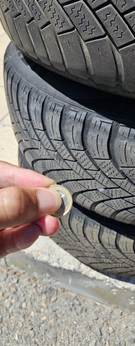 Джанти Audi със зимни гуми 205/60/R16